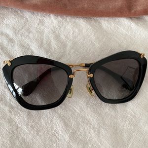 Sunglasses Miu Miu